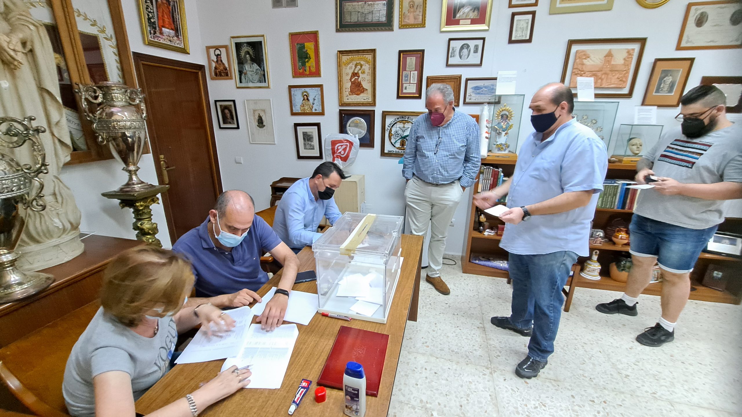 Luis Miguel González Pérez, reelegido presidente de la Asociación de la Virgen y Mártir Santa Eulalia