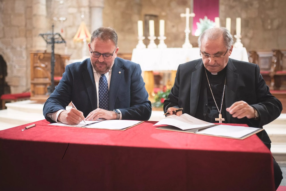 Firmado el convenio de permuta de los terrenos del atrio de Santa Eulalia que dará paso a la construcción de la gran plaza que pondrá en valor el entorno de la Basílica