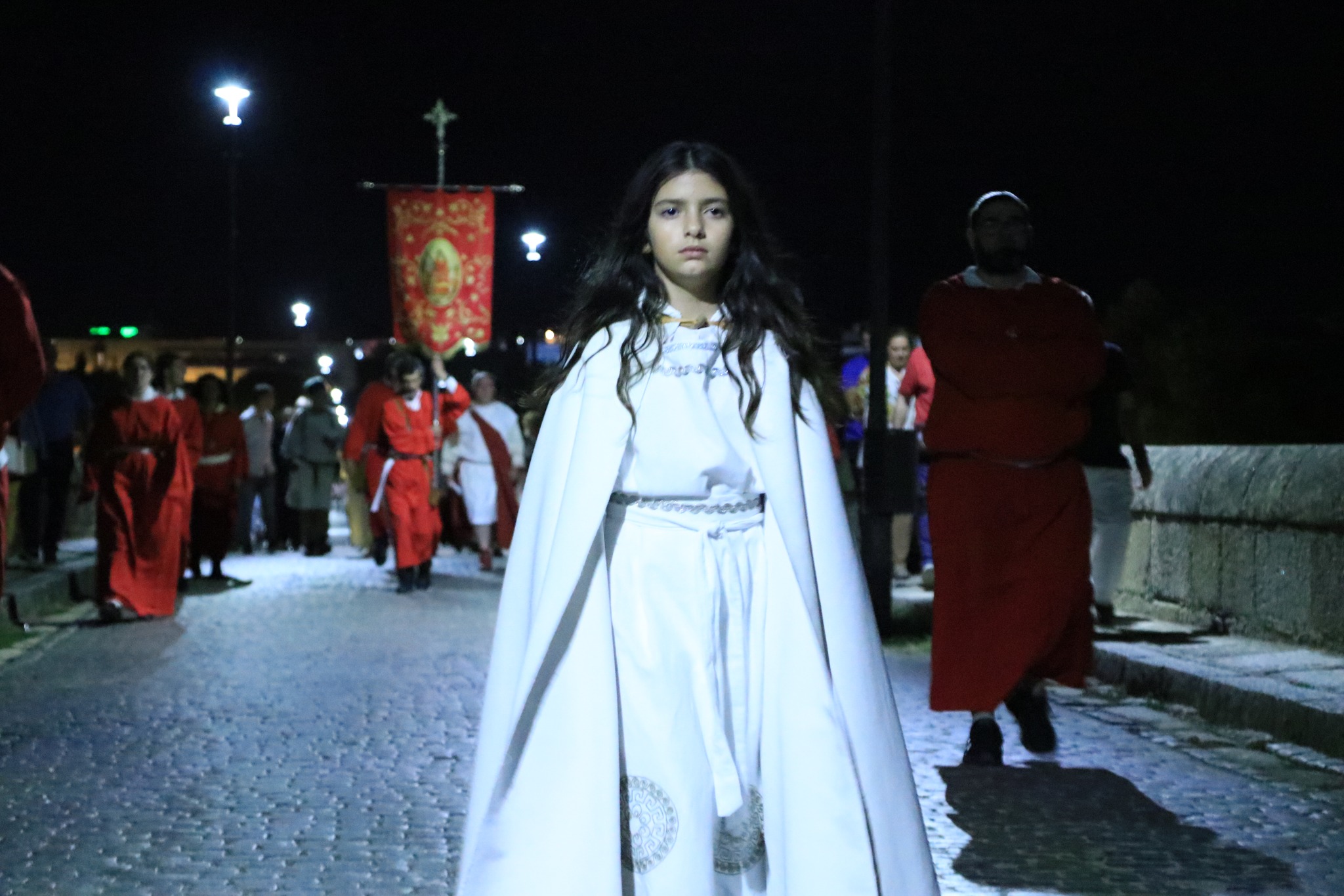 Cientos de emeritenses participan en el Via Martyrum de Santa Eulalia