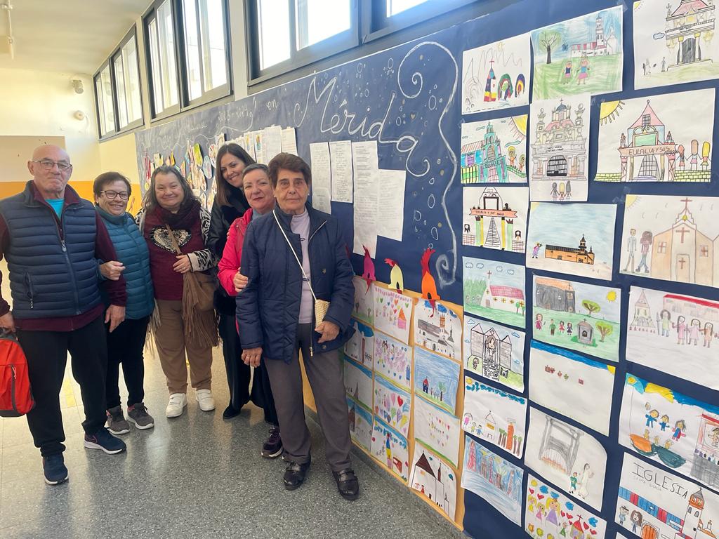 Escolares del CEIP La Antigua realizan un mural sobre la figura de Santa Eulalia